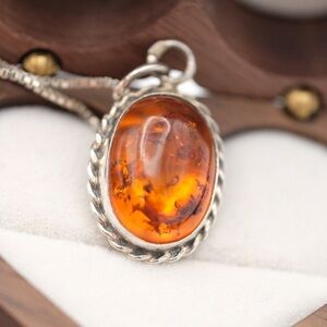 Vintage Baltic Amber Pendant.925 Sterling Silver Necklace Natural Oval Amber